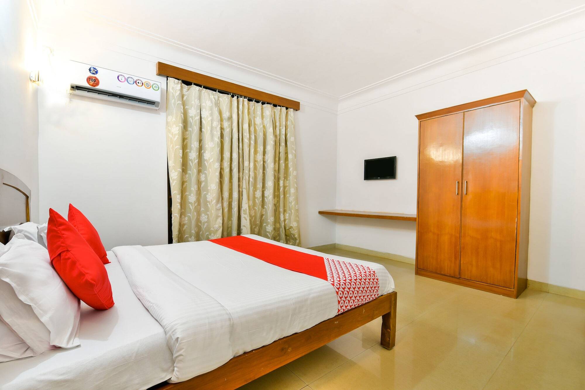 Oyo 17309 Maya'S Holiday House Calangute Buitenkant foto